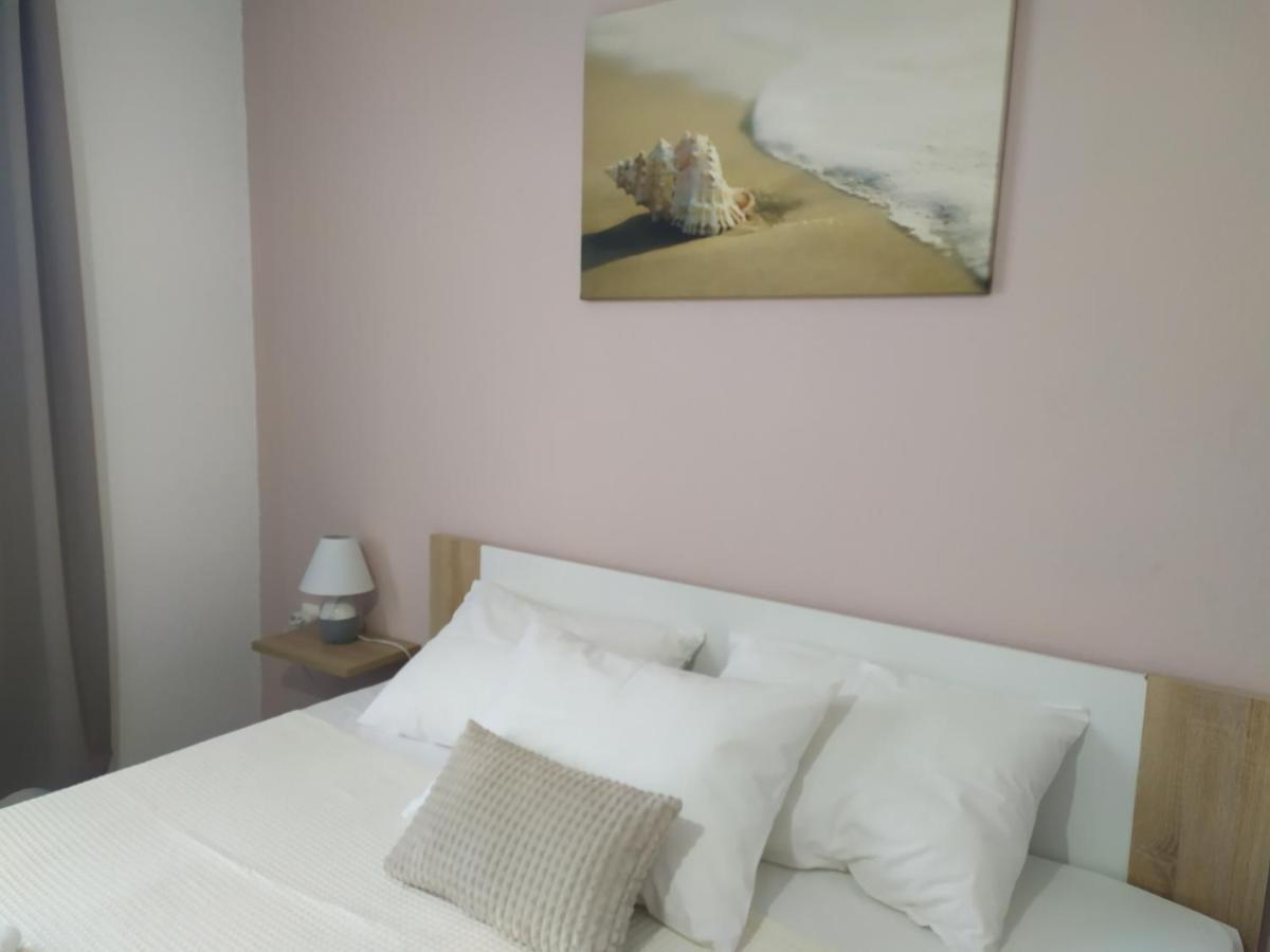 Sofia'S Garden Apartment 리메나리아 외부 사진