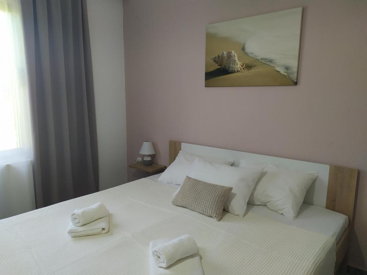 Sofia'S Garden Apartment 리메나리아 외부 사진